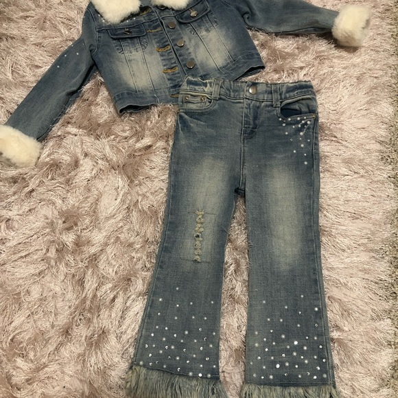Boutique Denim Jacket and Jean set - Picture 2 of 6